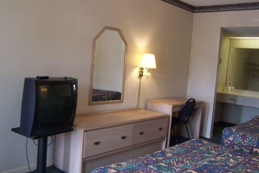 Celebration Inn Lewisburg Zimmer foto