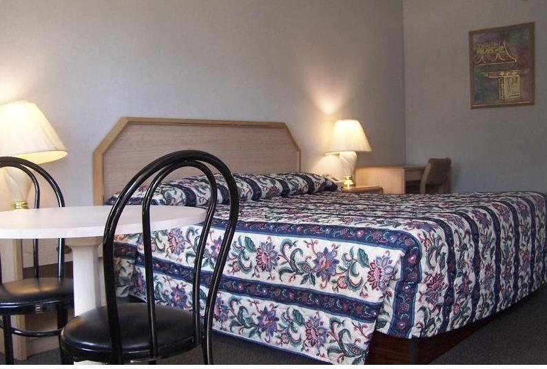 Celebration Inn Lewisburg Zimmer foto